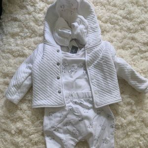 Gender neutral baby sheep baby set